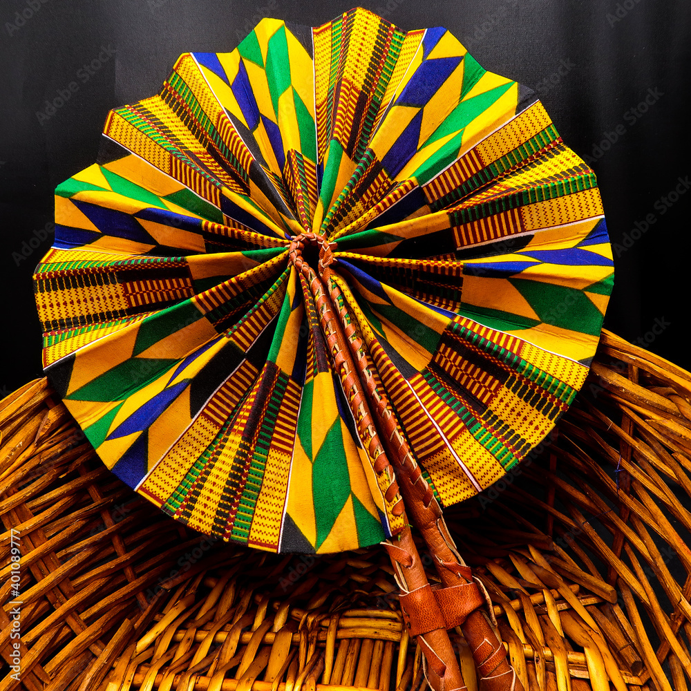 Bonwire weaving atmosphere